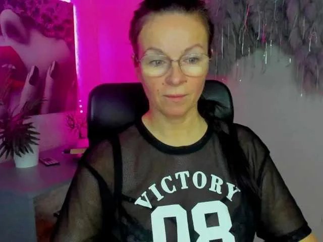 Freechat HelenSHOW1 on BongaCams