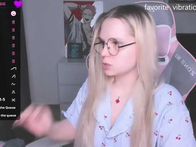 Offline hellfire-club on BongaCams