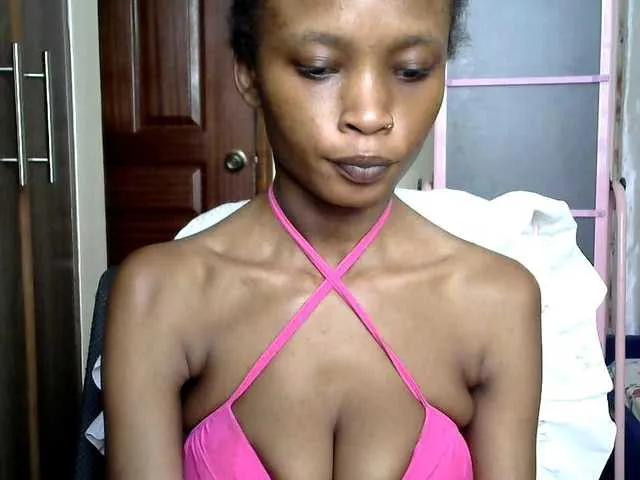 Offline hippyshanice on BongaCams