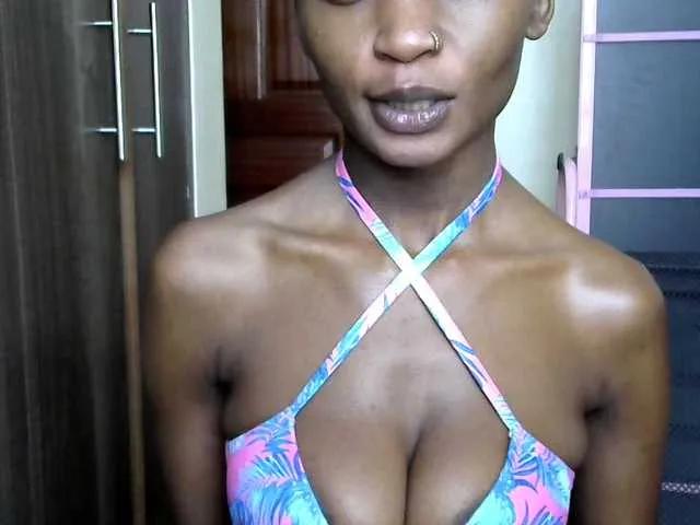 Offline hippyshanice on BongaCams