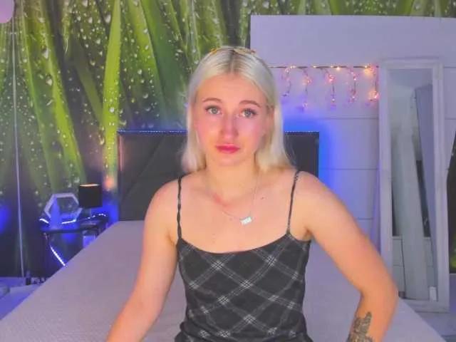 HollyTaillor on BongaCams 