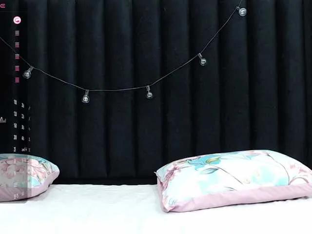 Freechat horny18girl on BongaCams