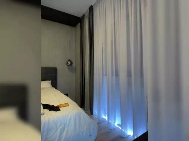 Offline Hot-Voyage on BongaCams