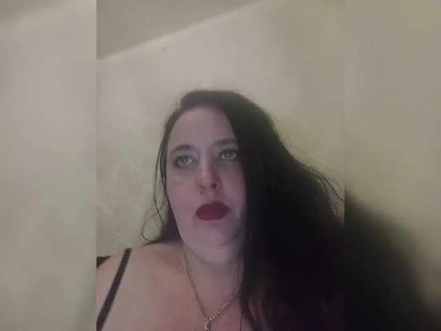 Freechat hotangel-fun1 on BongaCams