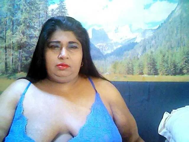 Offline indianhoney on BongaCams