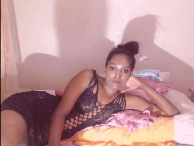 Offline IndianSutraX on BongaCams