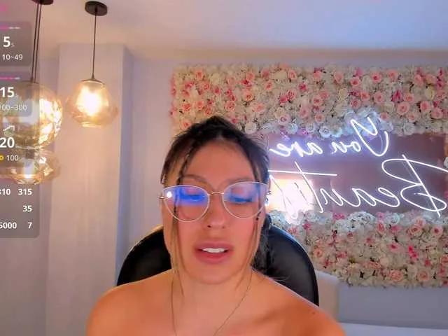 IrinaPortman on BongaCams 