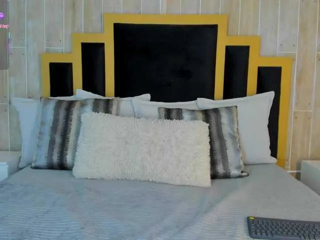 Freechat isabellasouza on BongaCams