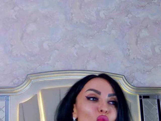 Freechat Issadorra on BongaCams