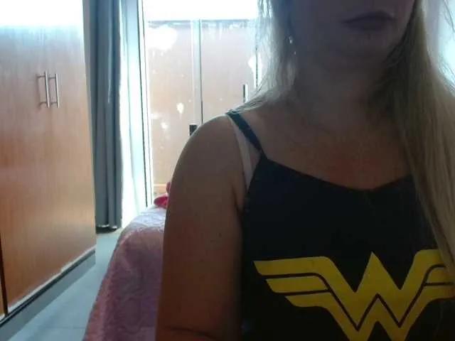 Jussara-Milf on BongaCams 