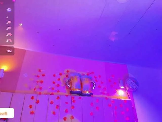 Freechat karimee on BongaCams