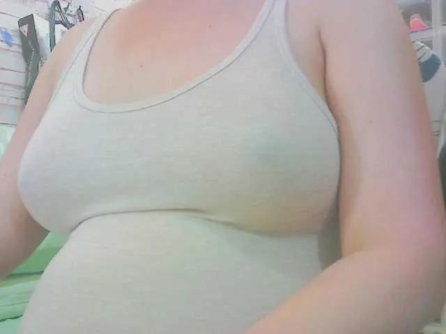 KeepmepregO on BongaCams 