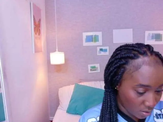 Freechat kiara-evanss on BongaCams