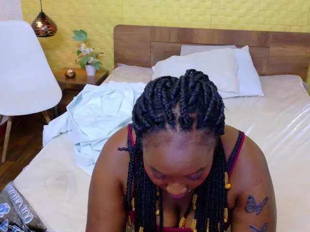 Freechat kiara-evanss on BongaCams