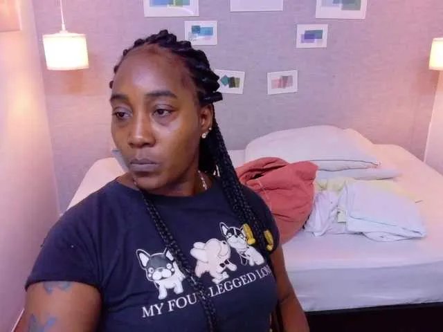 Freechat kiara-evanss on BongaCams