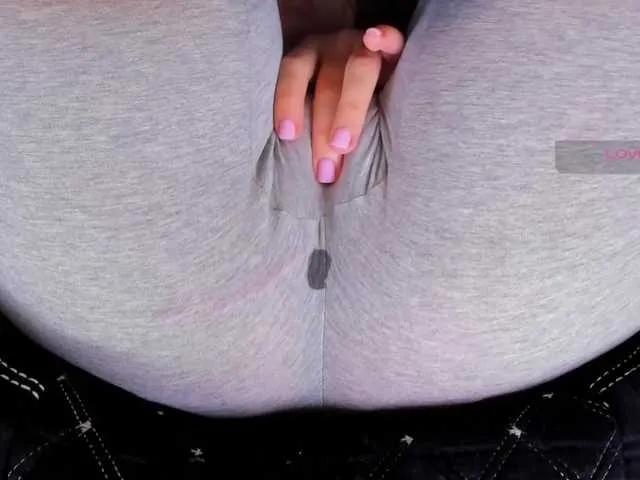 Offline Kira-Kell on BongaCams