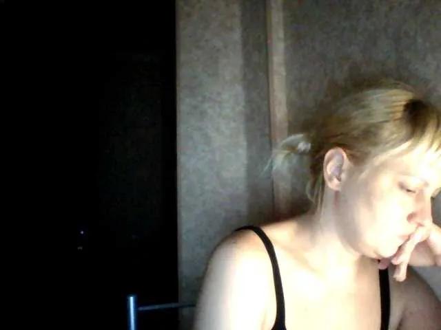 krisss2016 on BongaCams