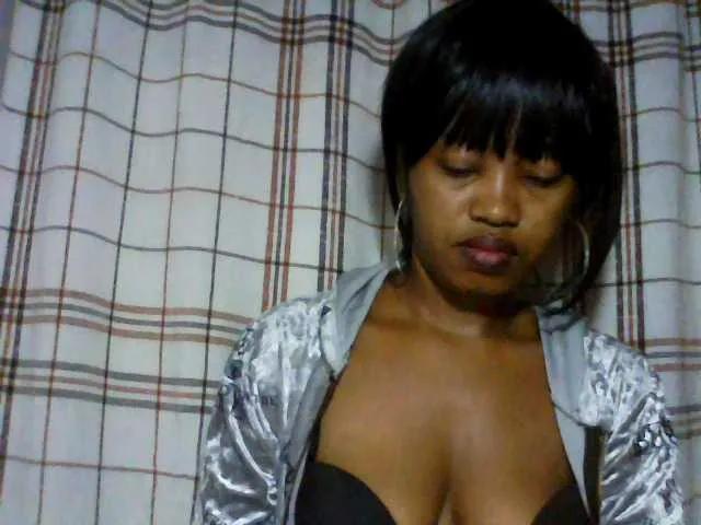 kylie11 on BongaCams