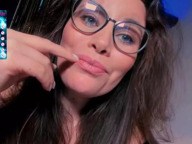 Offline LavernaBlack on BongaCams