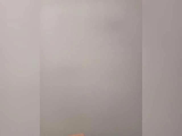 Offline Leylla on BongaCams