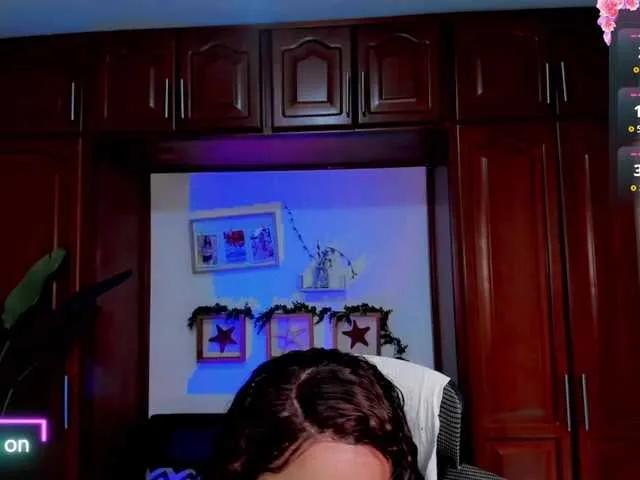 lindasnows on BongaCams