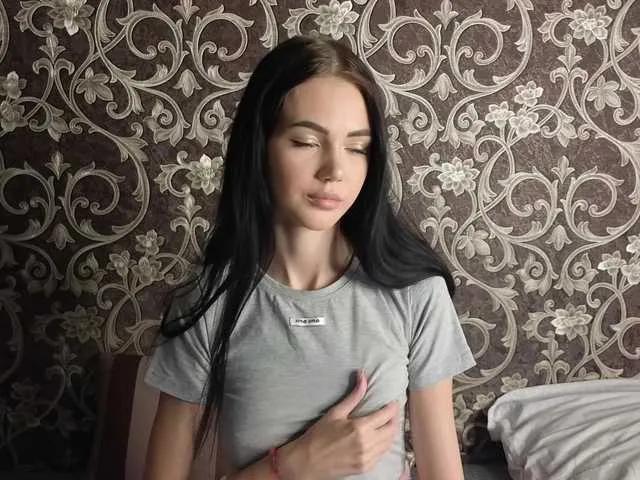 Lola-Lush on BongaCams 