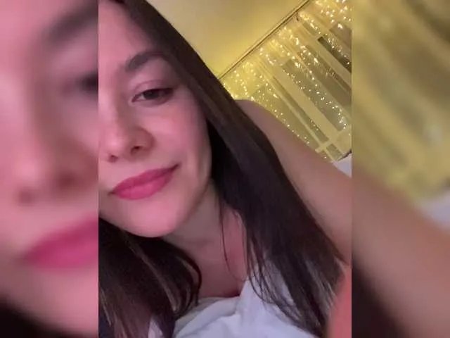 Freechat Love69me on BongaCams