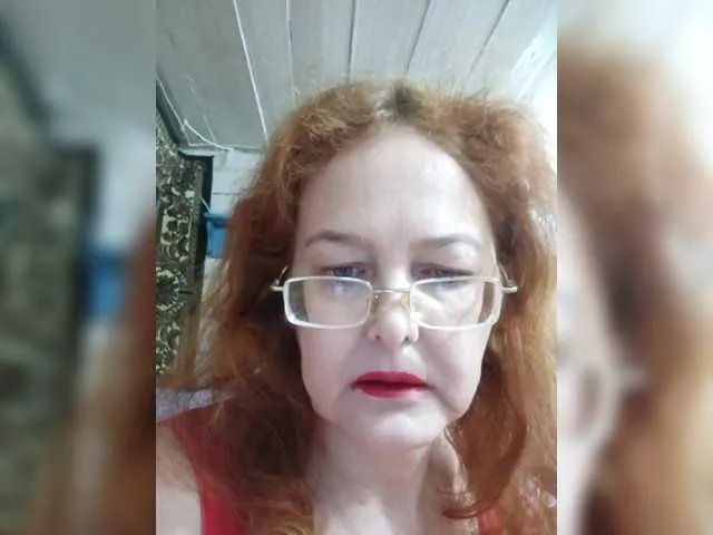 Freechat Madam-oss on BongaCams