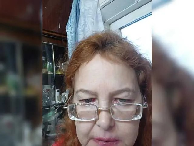 Freechat Madam-oss on BongaCams