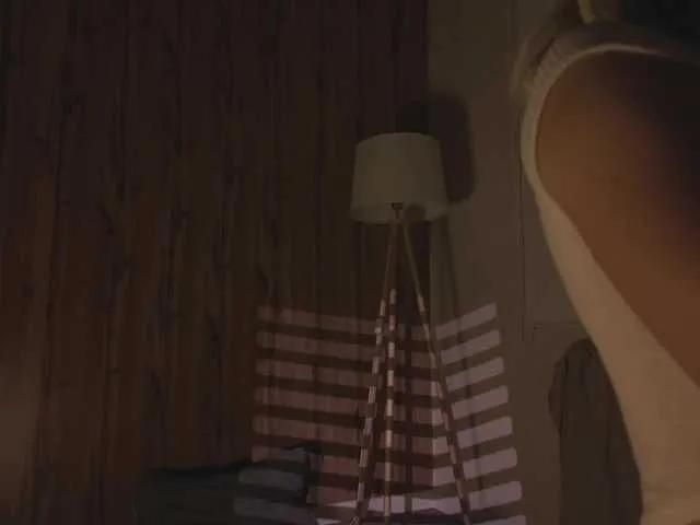 Freechat Maddison on BongaCams