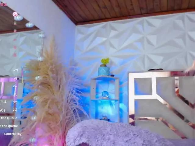 Offline Madisson3333 on BongaCams