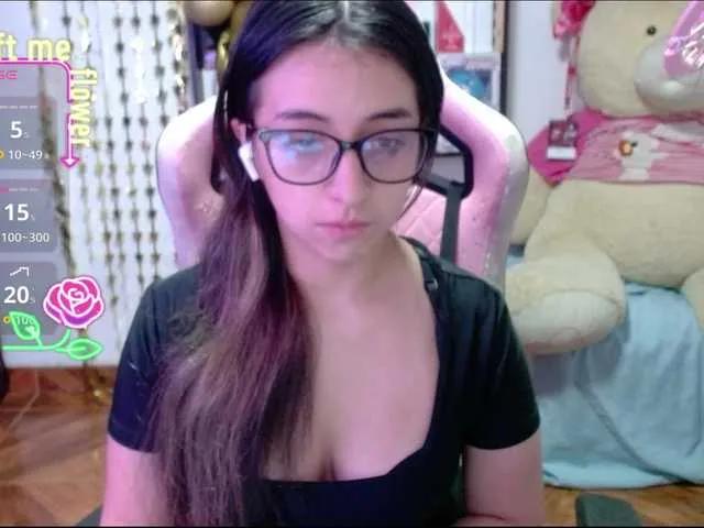 Maggie-Fox on BongaCams 