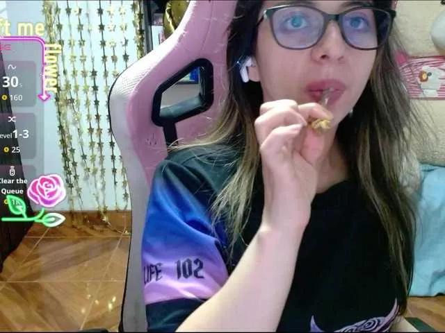 Maggie-Fox on BongaCams 