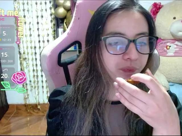 Maggie-Fox on BongaCams 