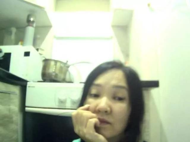 Offline Manamy on BongaCams