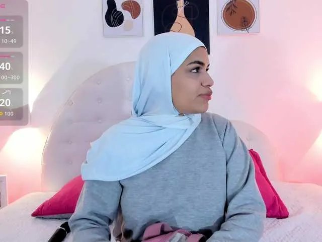 Freechat mhia-paris on BongaCams