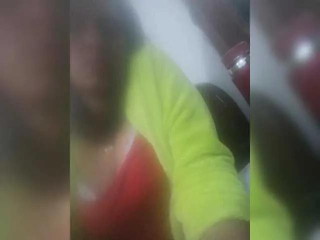 Offline Mielly on BongaCams