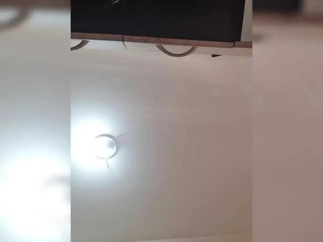 Offline Miss-Bia on BongaCams