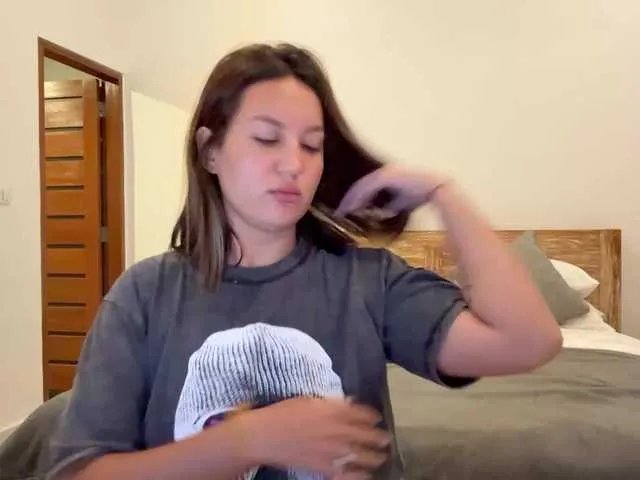 Freechat Nelly-Fischer on BongaCams