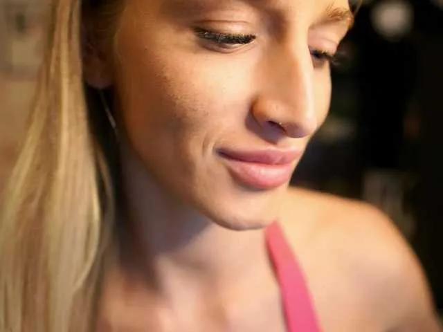 Offline NicoletteShea01 on BongaCams