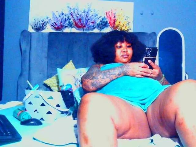 Offline PearBlu38 on BongaCams