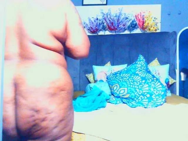 Offline PearBlu38 on BongaCams