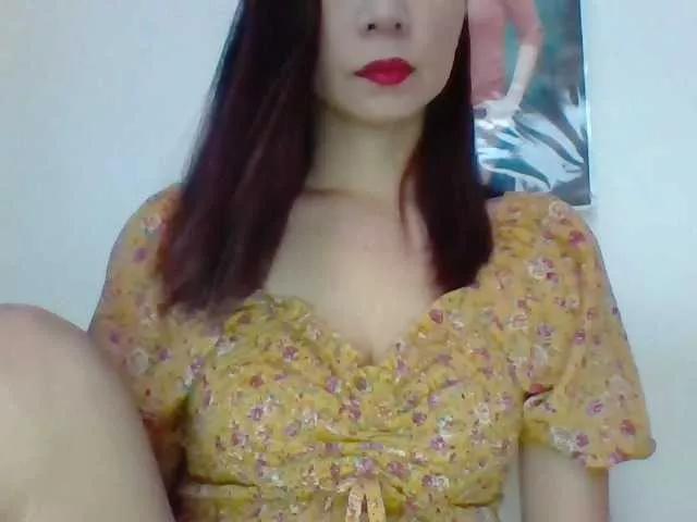 Offline pornadrianna on BongaCams