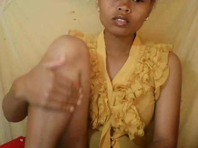 Pussy01lips on BongaCams 