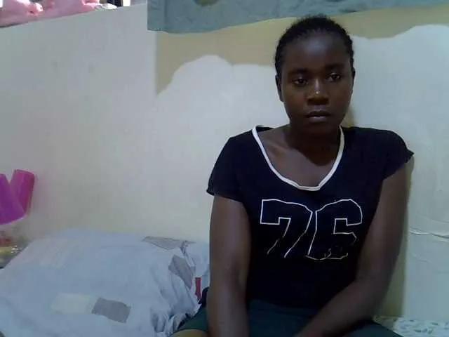 queen-sly on BongaCams 