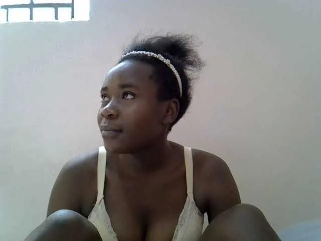 queen-sly on BongaCams 