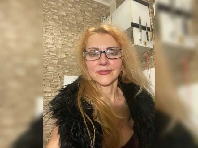 Freechat Ritia on BongaCams