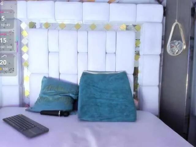 Samantha-Colins on BongaCams 