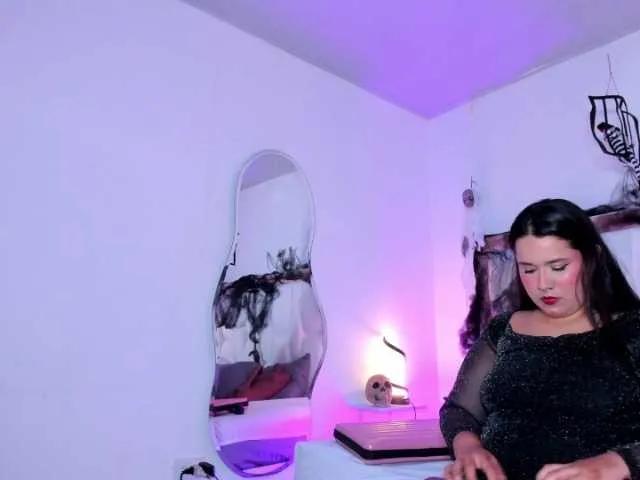 SamanthaDiamonds on BongaCams 