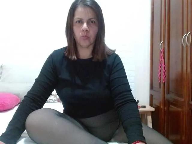 SaraBrandon on BongaCams